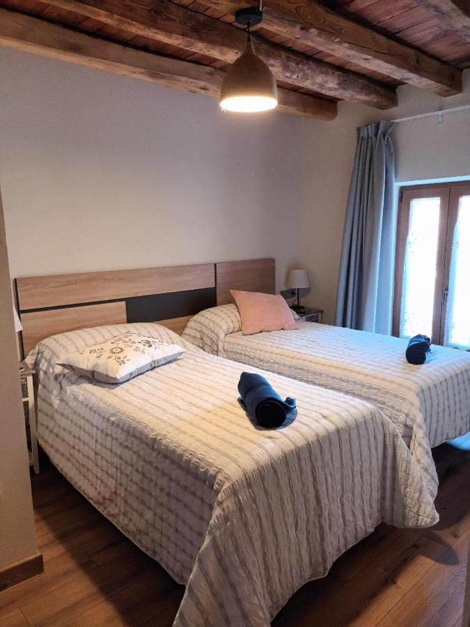 Apartamentos turísticos Ribera Natura San Martin de Rubiales Bagian luar foto