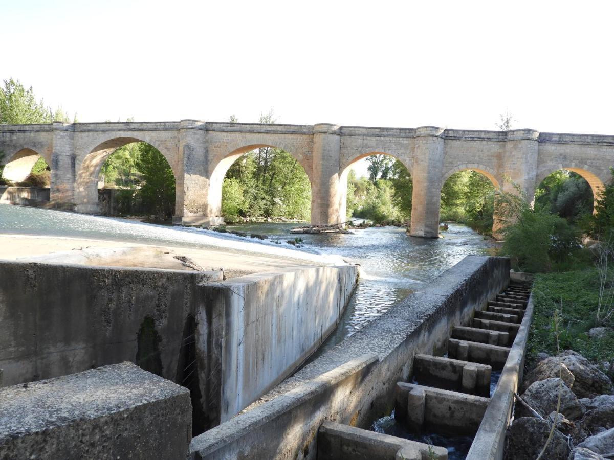 Apartamentos turísticos Ribera Natura San Martin de Rubiales Bagian luar foto