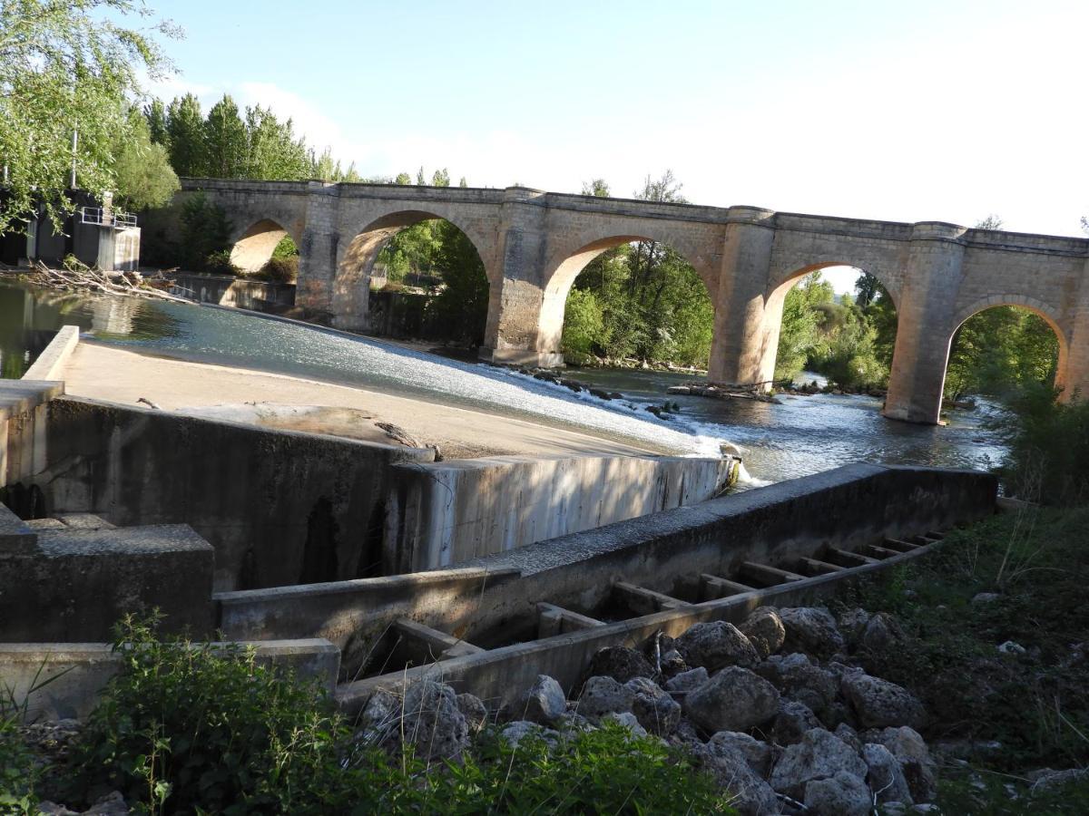 Apartamentos turísticos Ribera Natura San Martin de Rubiales Bagian luar foto