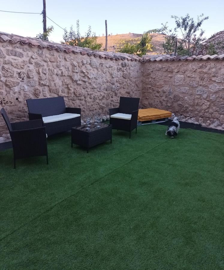 Apartamentos turísticos Ribera Natura San Martin de Rubiales Bagian luar foto