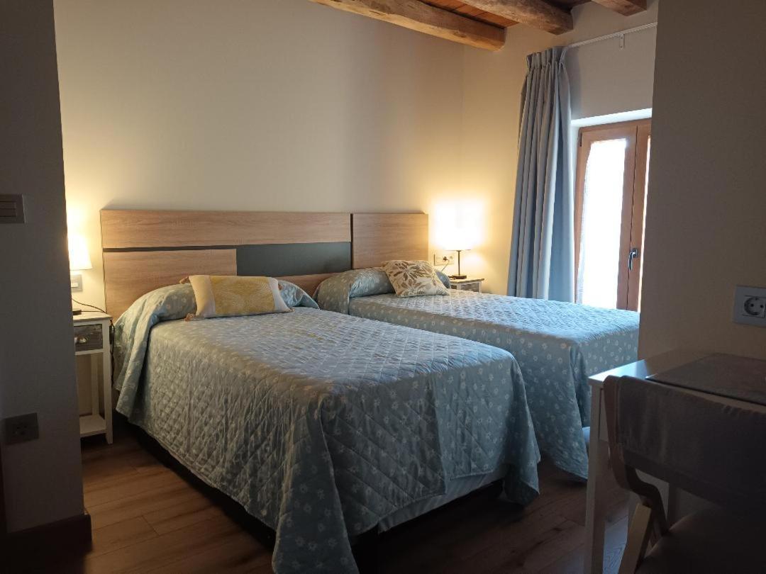Apartamentos turísticos Ribera Natura San Martin de Rubiales Bagian luar foto